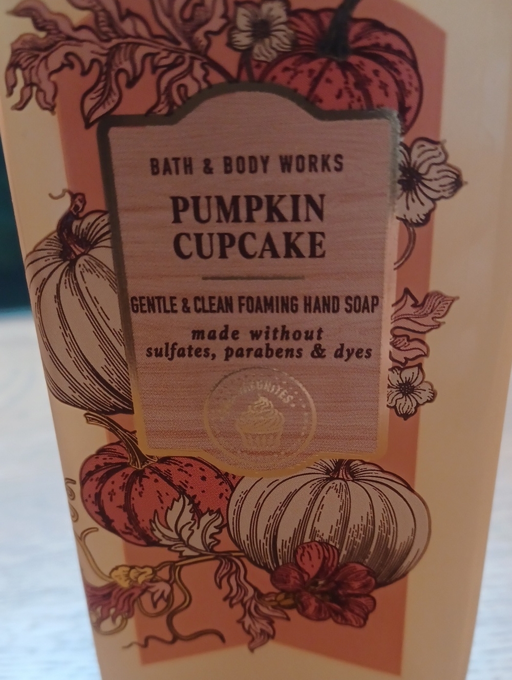 NEW PUMPKIN CUPCAKE - Picture 3 of 3